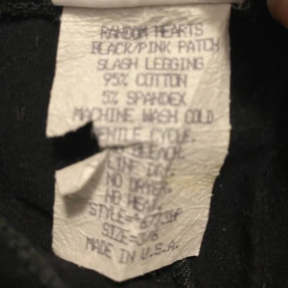 ⭐️HP⭐️Rock-n-Beauty x Random Hearts - Picture 6 of 6